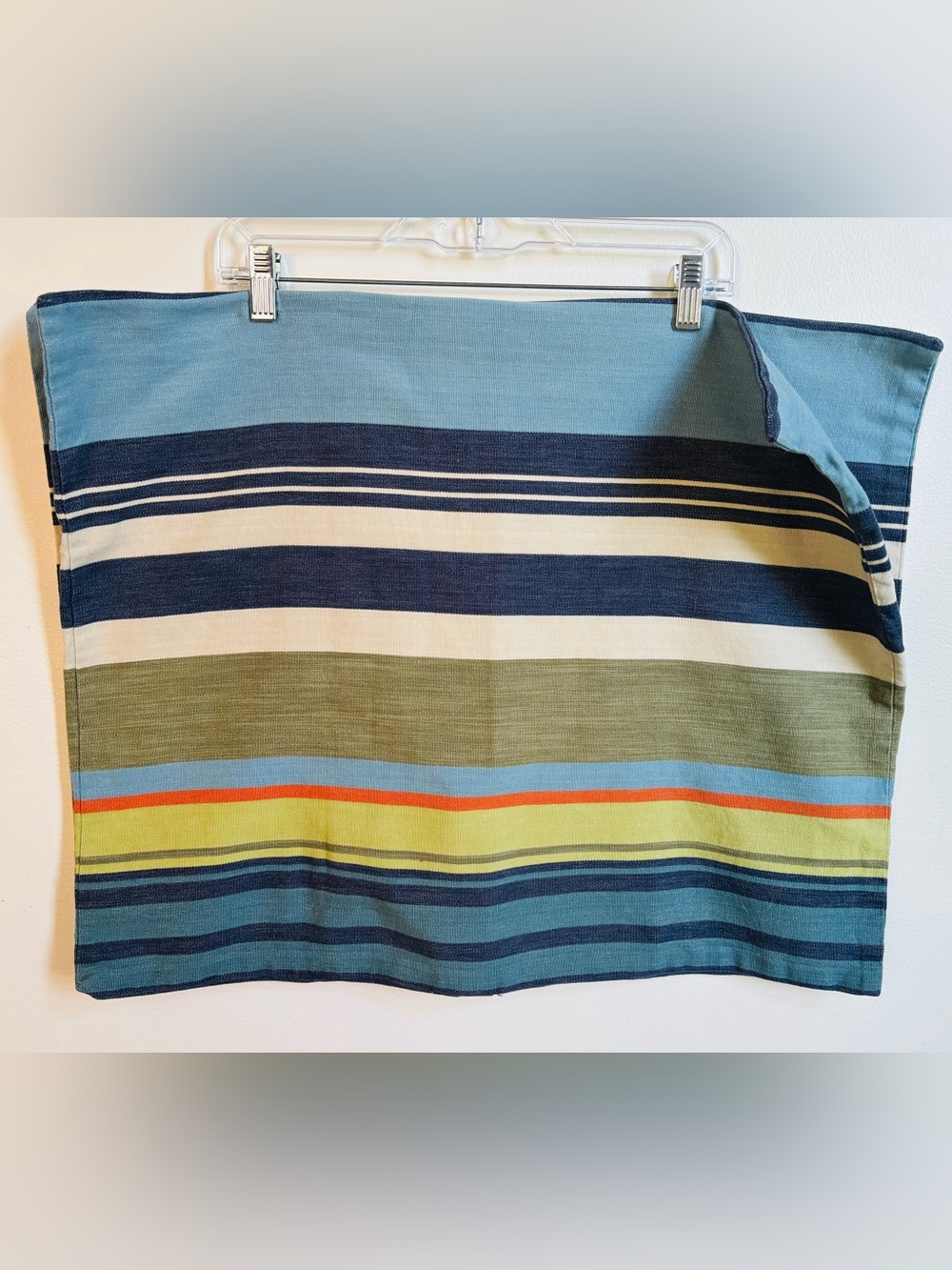 Pottery Barn set of 2 unisex striped pillow shams covers, EUC